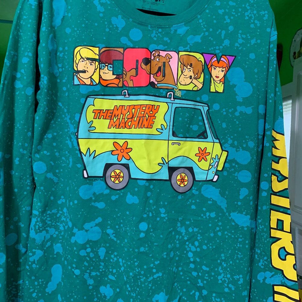 Scooby Doo and the Mystery Machine Large